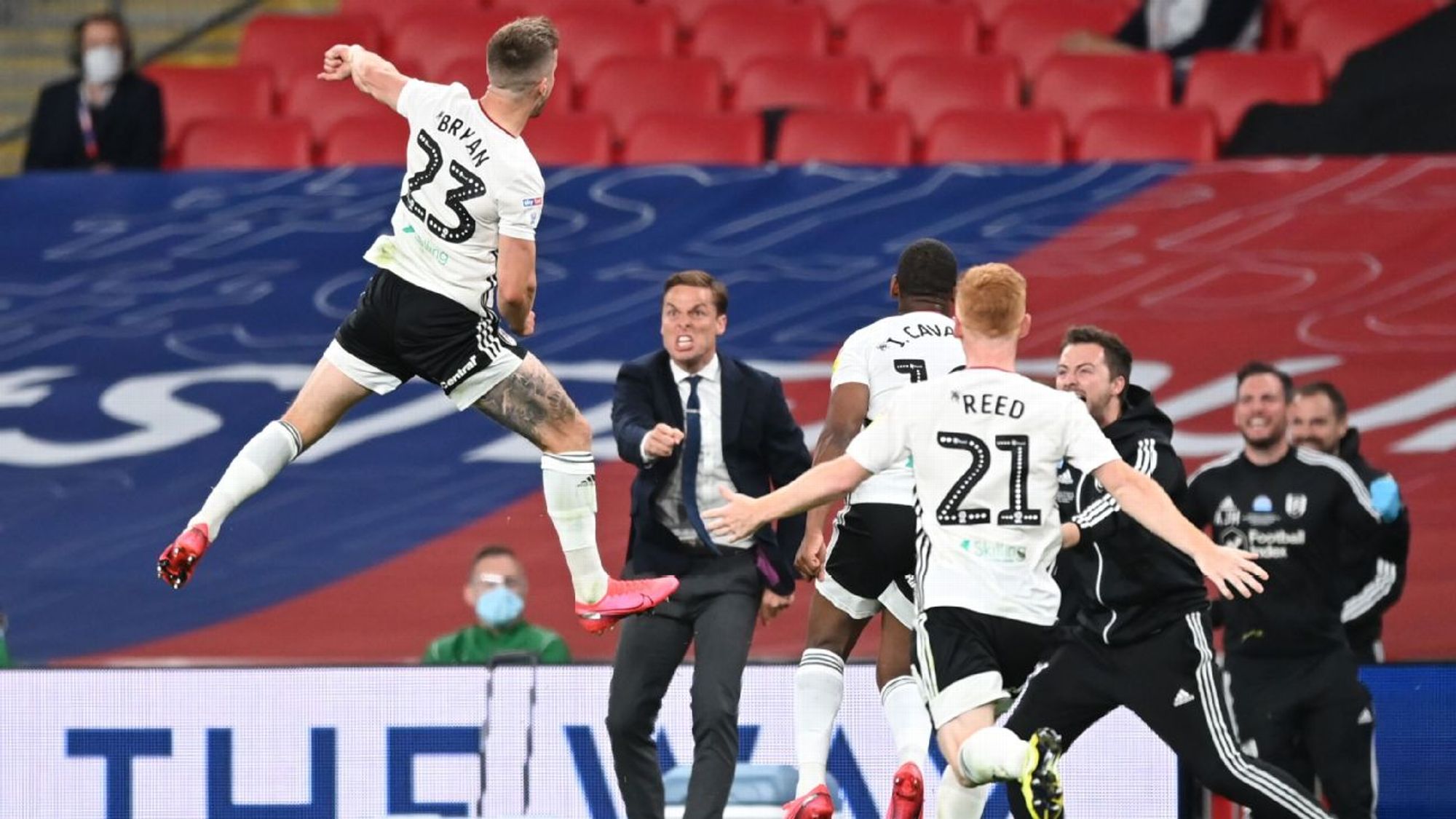 队员们展现 队员们展现